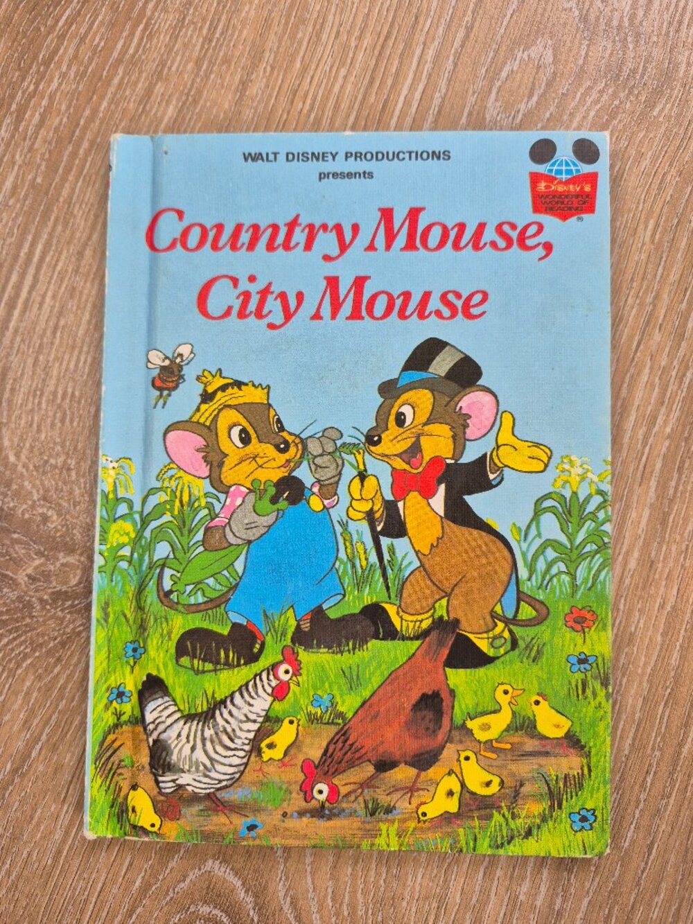 Vintage Disney Country Mouse, City Mouse 1978 World of Reading